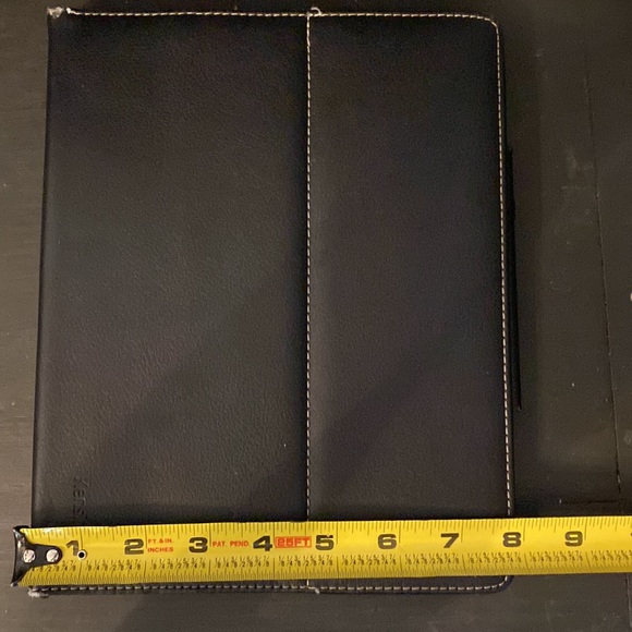 Kensington KeyFolio Bluetooth Keyboard For iPad2 used - Picture 12 of 12